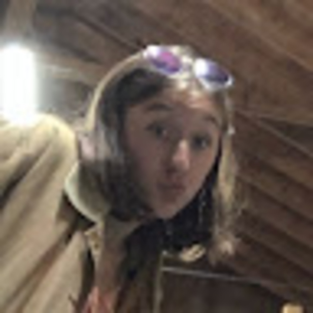 Meet your Posher, Lizzy